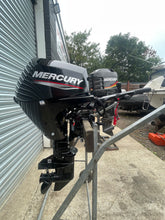 Load image into Gallery viewer, 15HP Mercury Outboard Engine