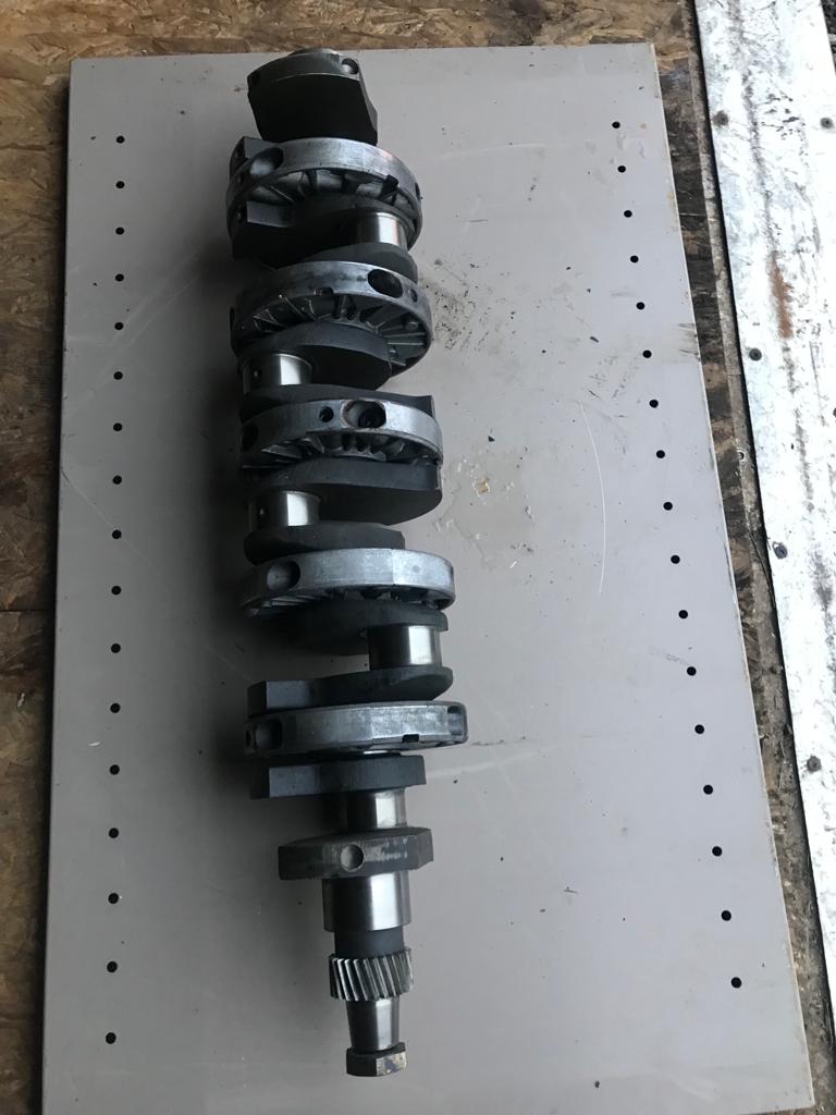 Mercruiser Cummins D 4.2 L6 VM 320 Crankshaft